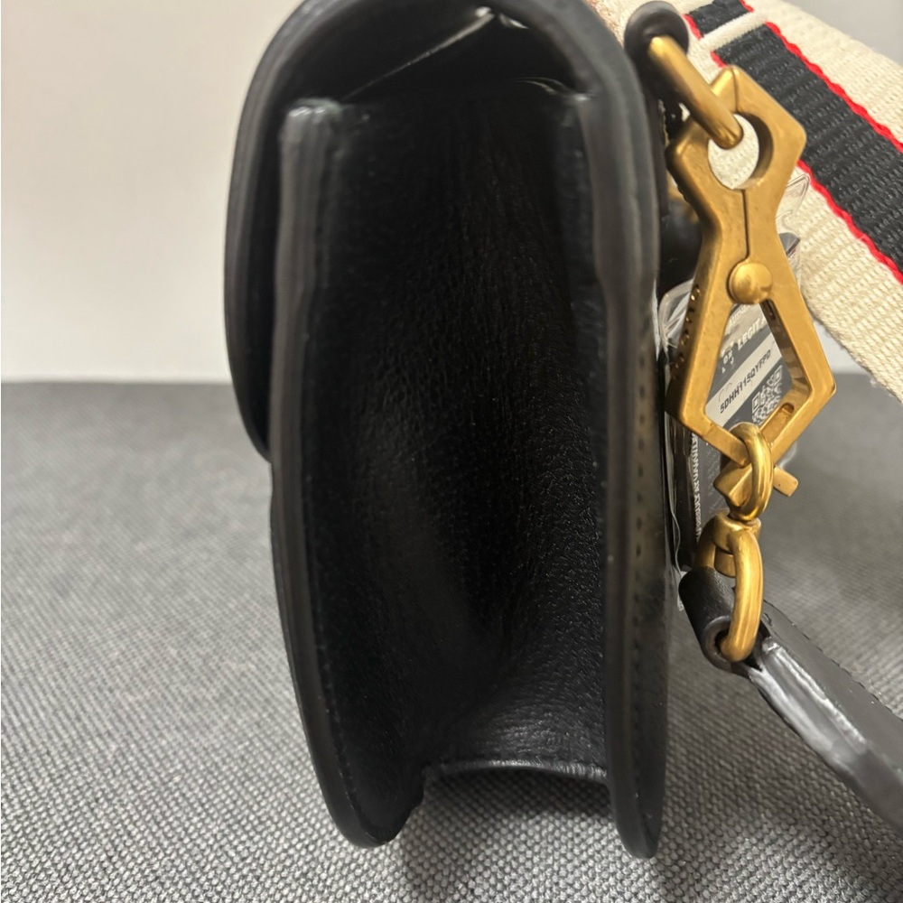 Gucci Linea Totem Black Leather Bag With Crystal Butterfly - Picture 10 of 15